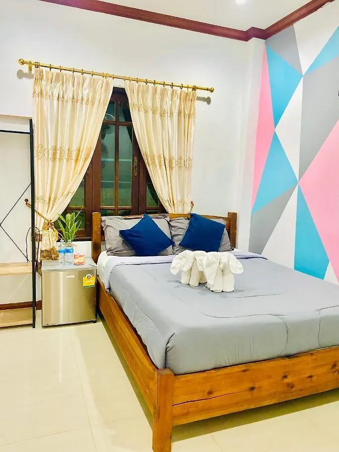 Lanta Grand House Hotel Ko Lanta 3*,