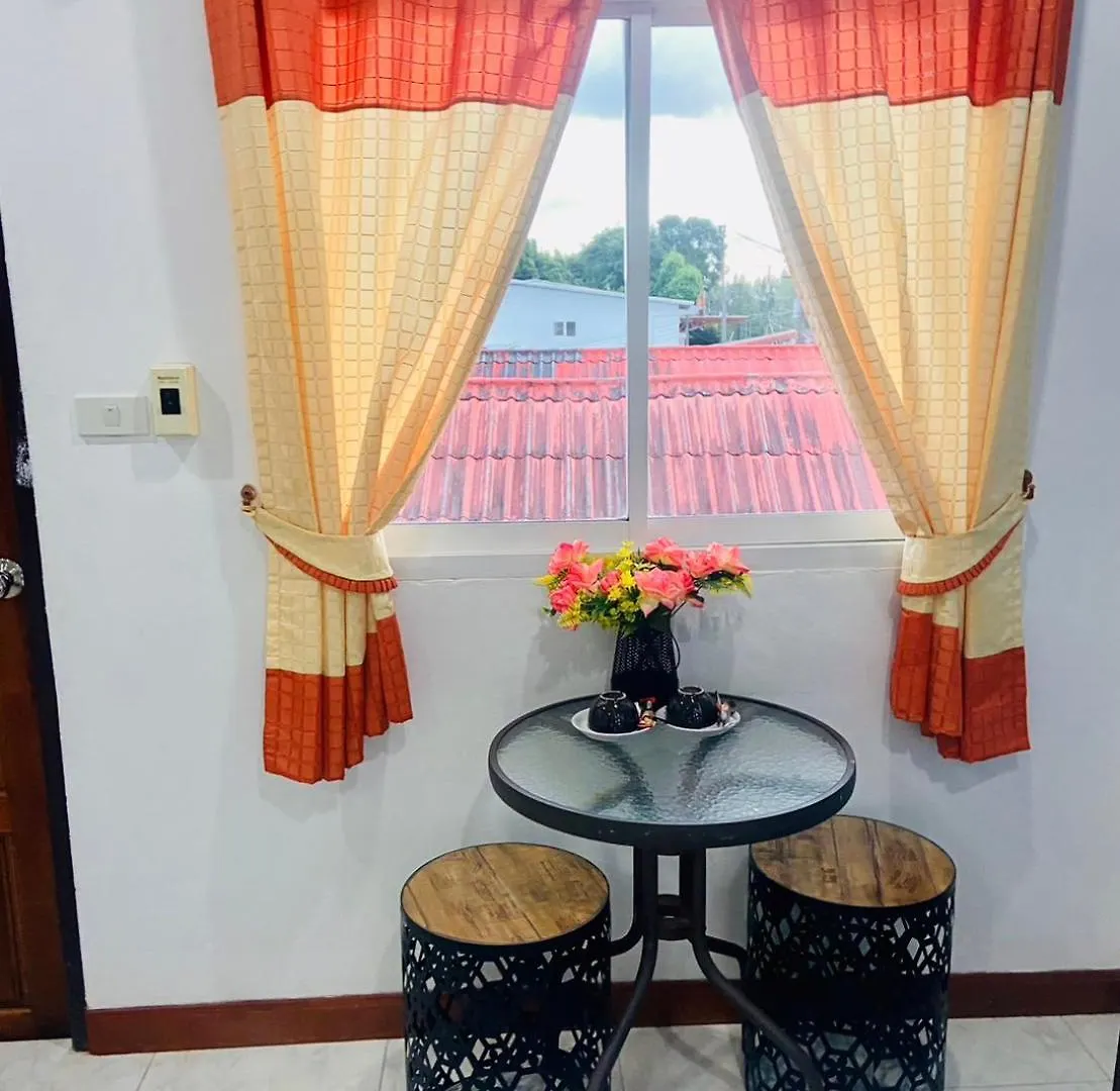 Lanta Grand House Hotel Ko Lanta Gæstehus