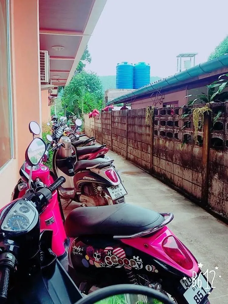 Lanta Grand House Hotel Ko Lanta Gæstehus